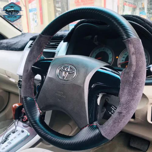 Alcantara With Black Carbon Fiber Steering Wheel Cover